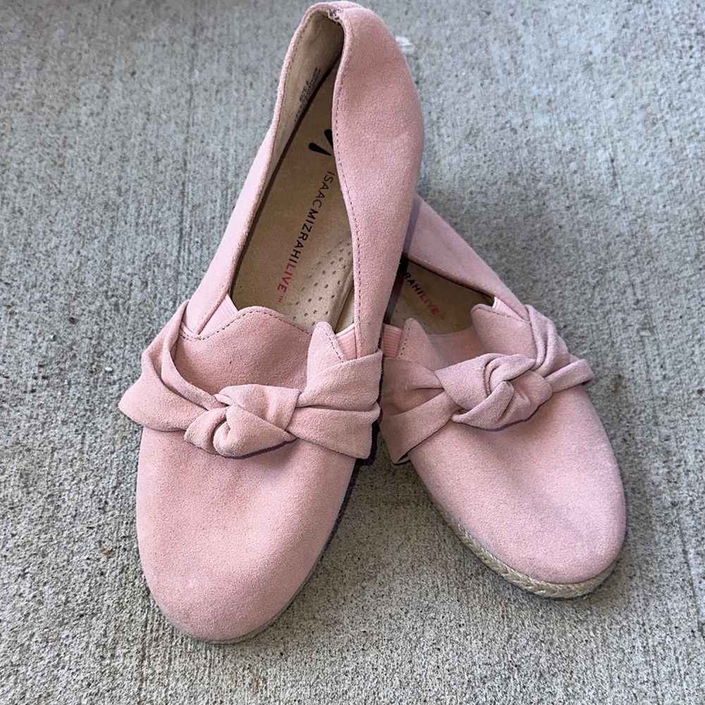 Isaac Mizrahi Pink Suede Knot Loafers